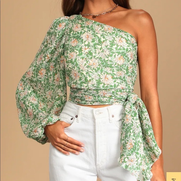 Lulus one sleeve floral top size small - Picture 1 of 3